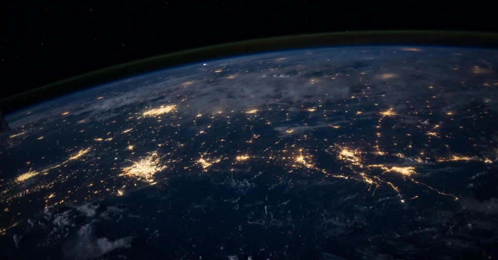 世界各地が消灯する60分間。3月25日の「EARTH HOUR」は環境について考えるタイミング【Steenz Breaking News】