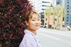 音楽で毎日に彩りを！フィリピンの子どもたちに笑顔を届けるコントラバス奏者【大神祐理・19歳】