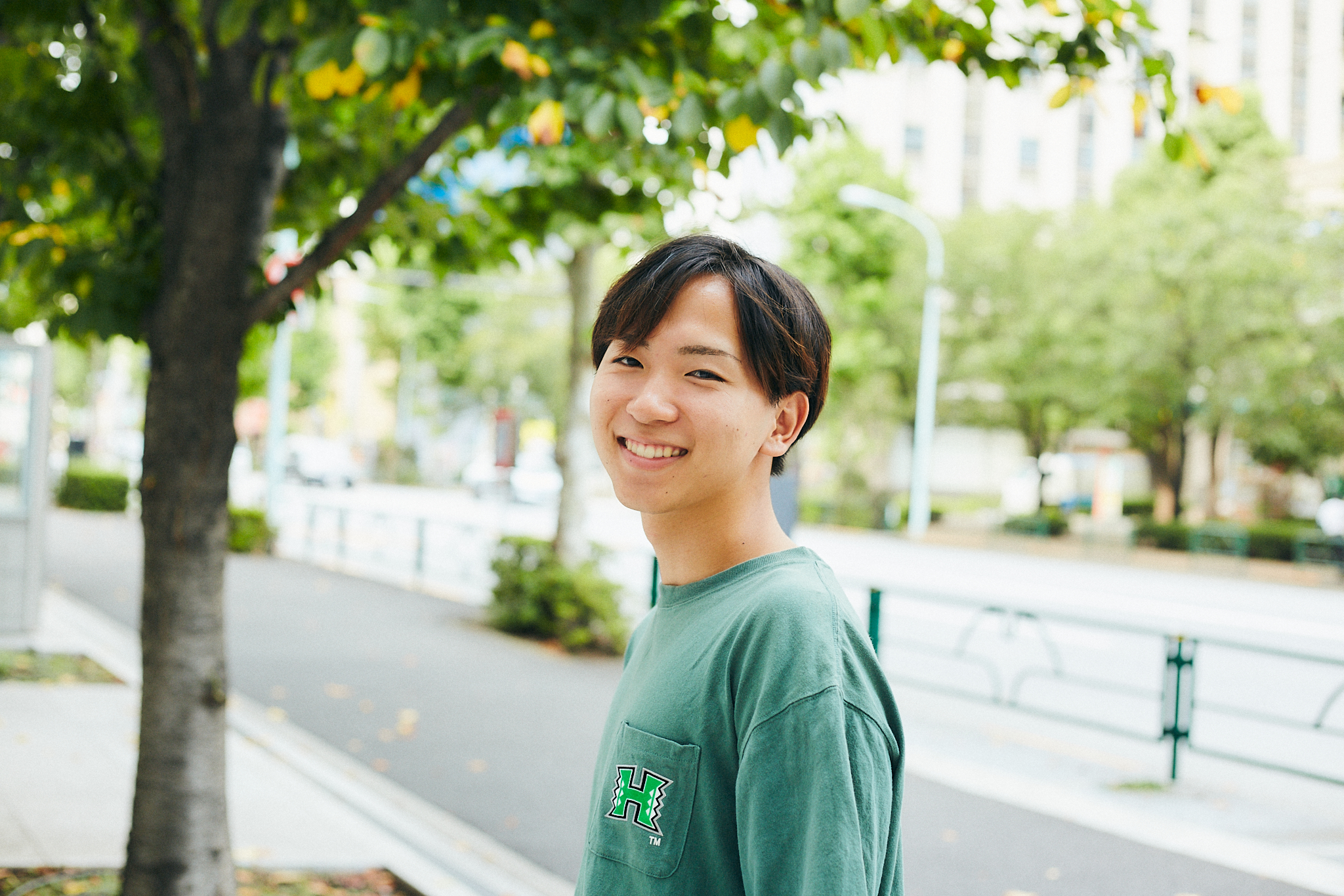 競うのではなく、「みんなの大切」を大切にする。出会いの一つひとつから自分なりの世界平和を広げる大学生【コスモ・19歳】