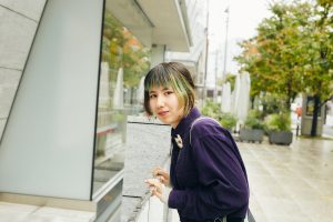 写真は、見えない世界をこの世に少しだけ存在させる行為。表現の世界で、自分と向き合い続ける【愛鈴・19歳】