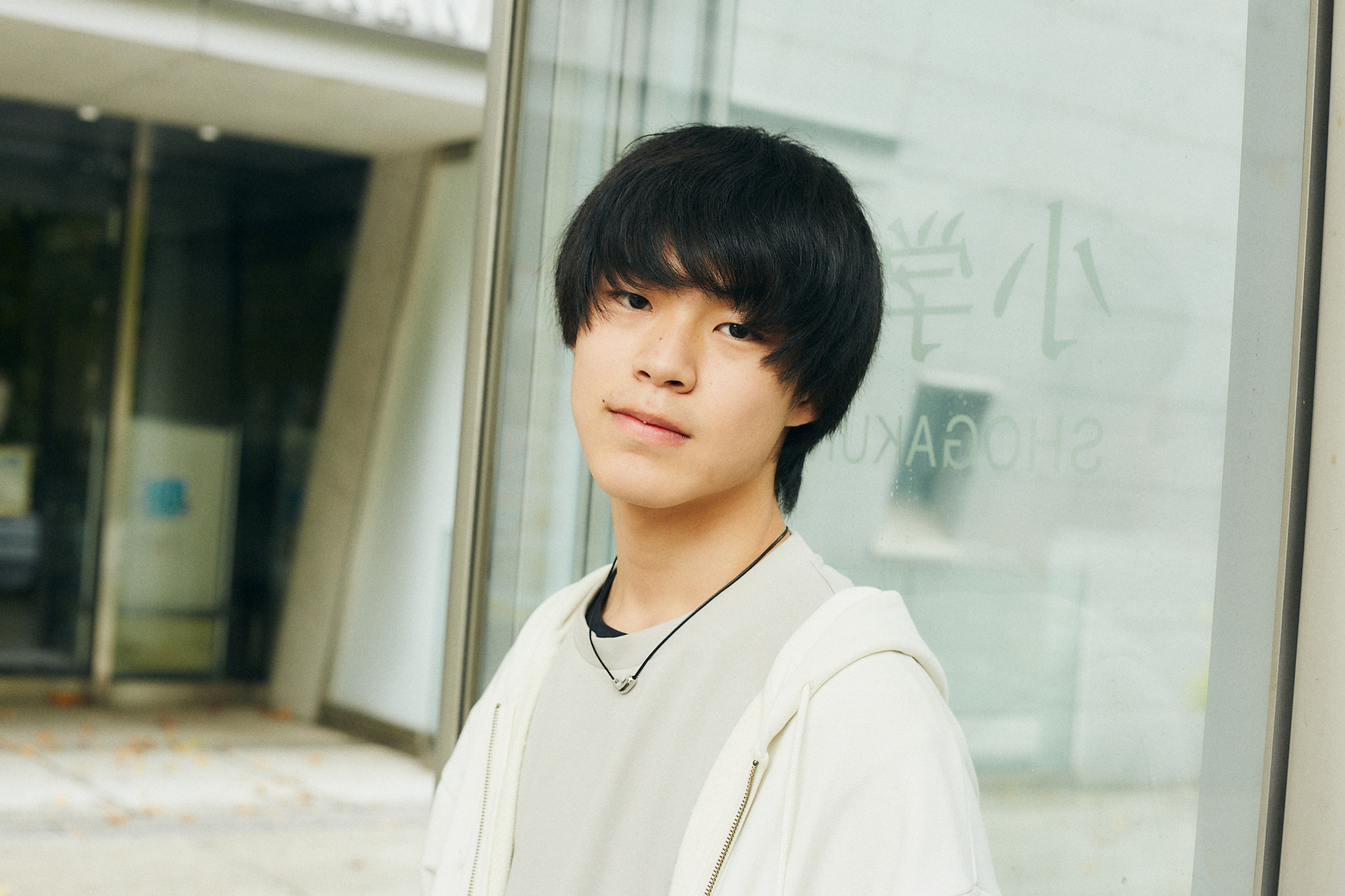 「すぐ行動派」の自分を支えるのは、友だちの存在。新聞部に、バンド活動やデザイン制作と興味のままに突き進む高校生【小林廉・16歳】