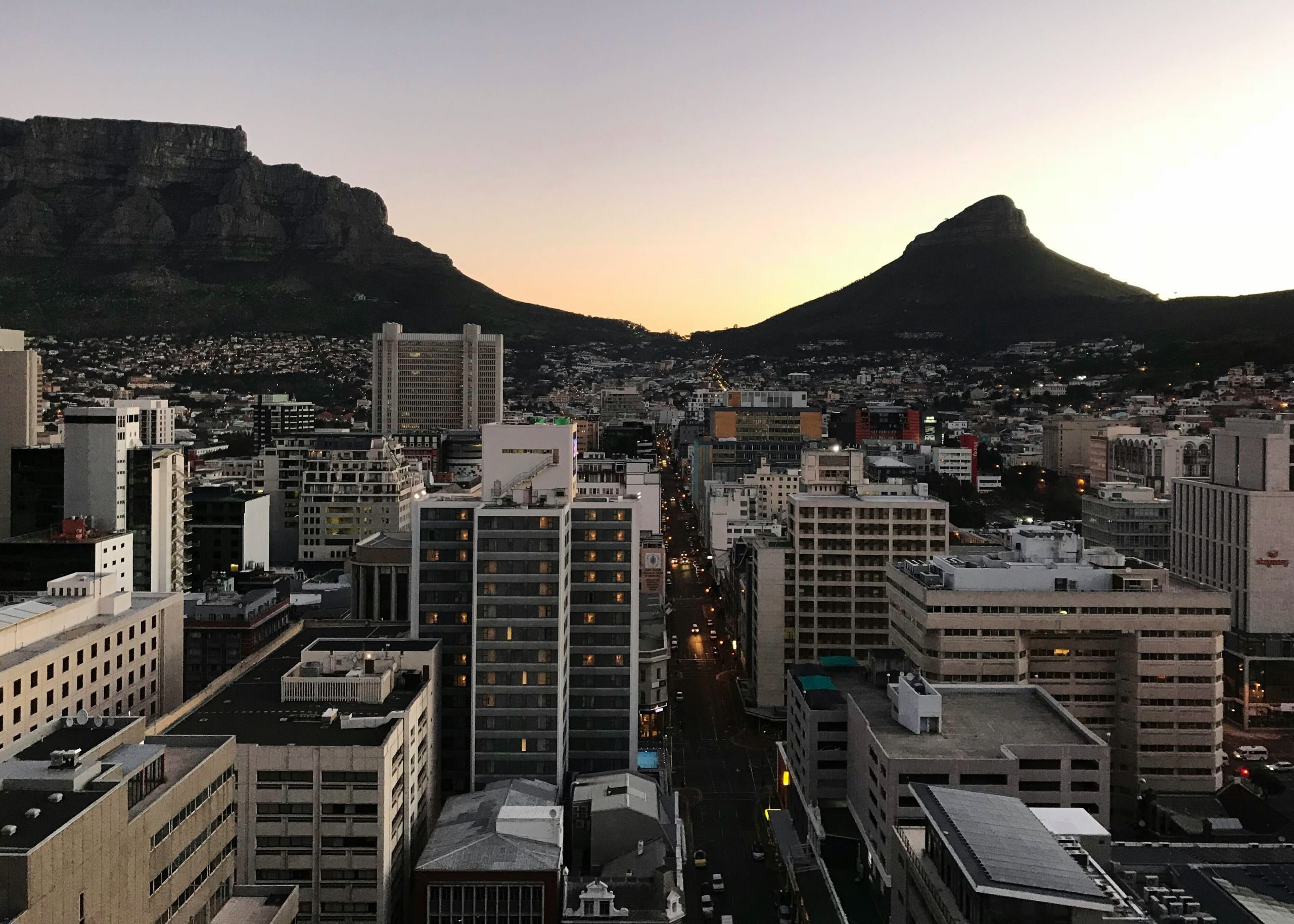 政治・経済、紛争、教育。数値で振り返る2025年のアフリカ【Steenz Breaking News】