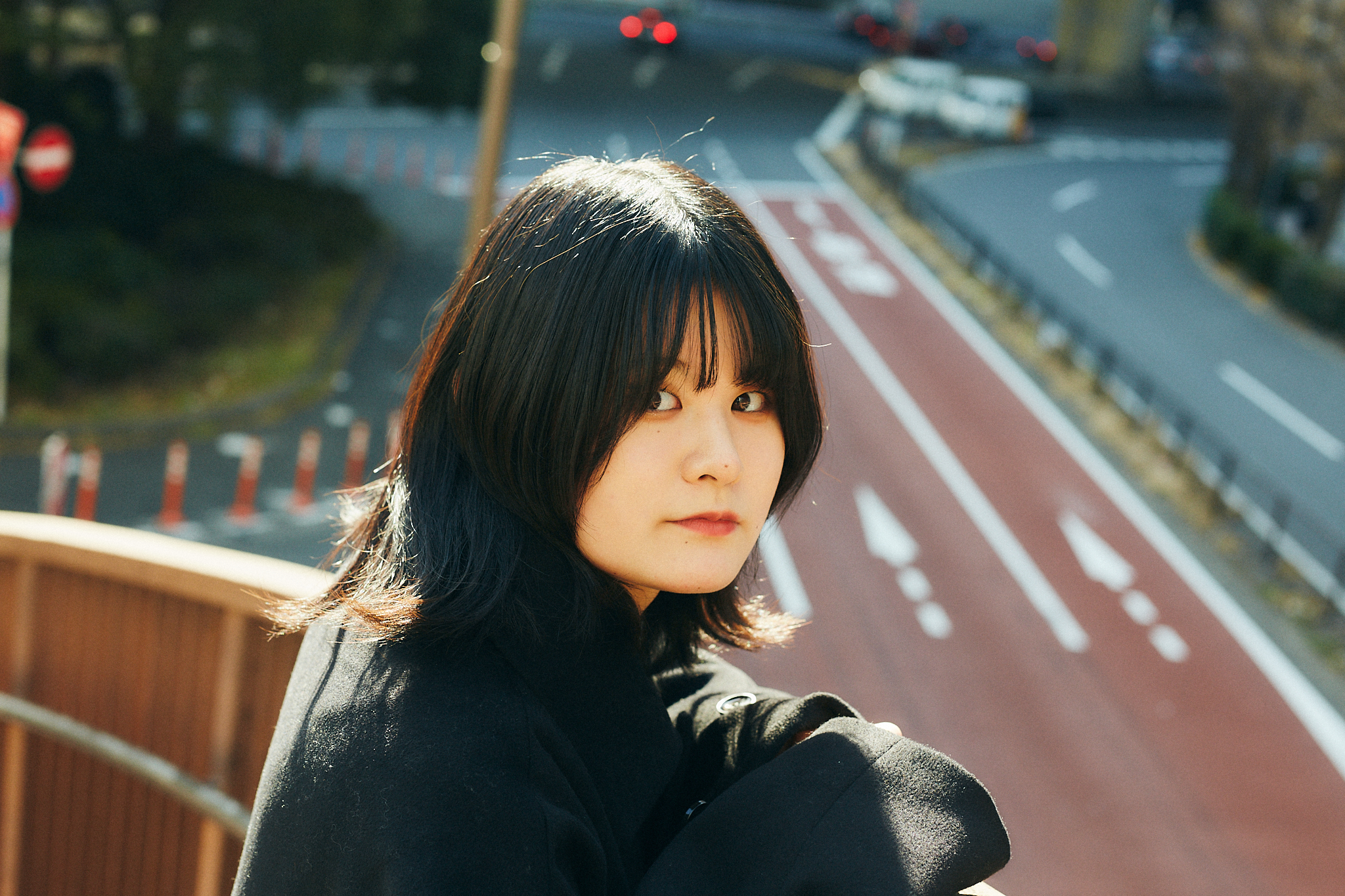 あたたかさの中に、少しだけ冷たさを残して。絵と言葉で子どものそばにあり続ける表現者【ひなみちよ・19歳】