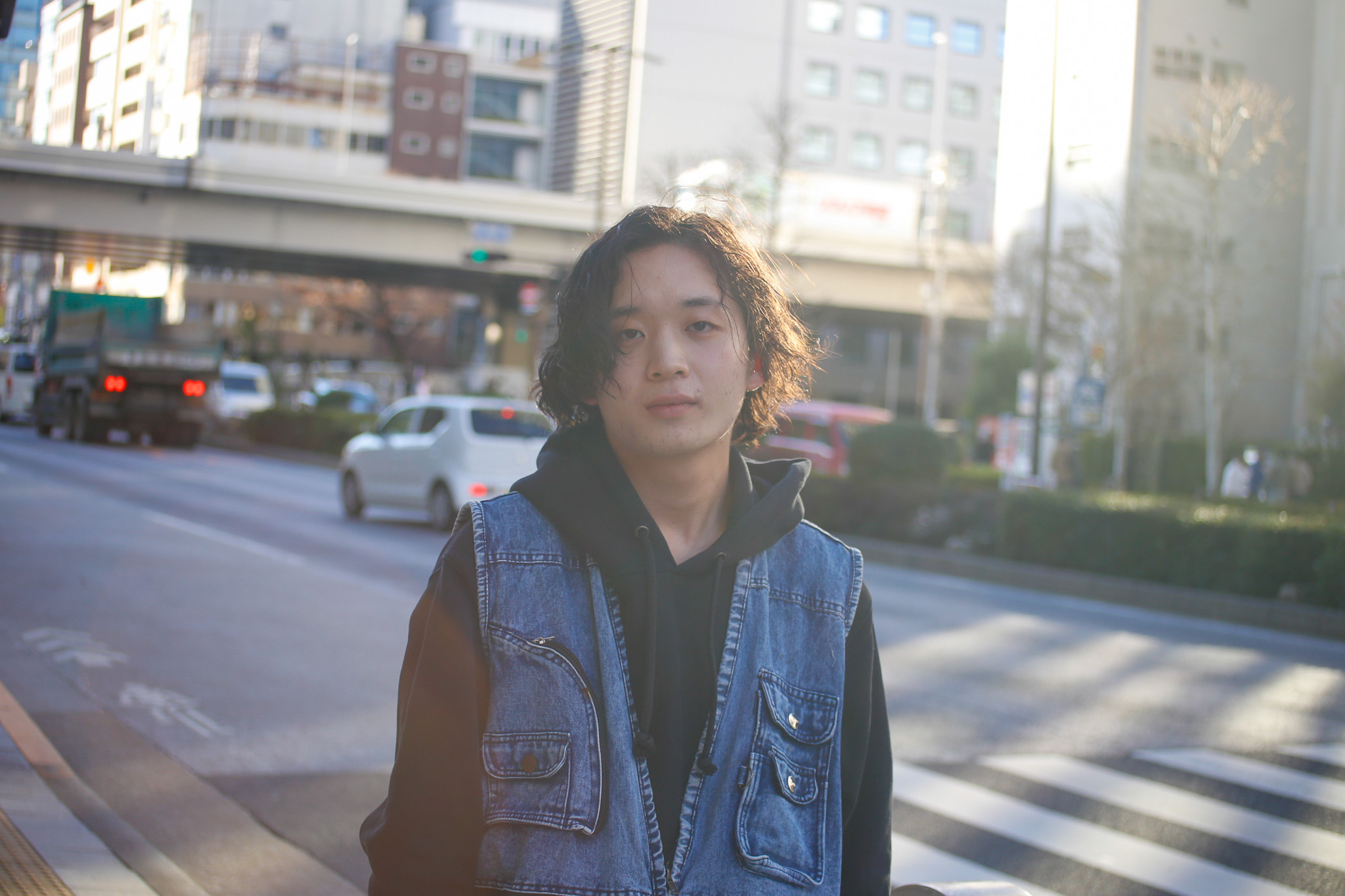 高校生ラッパーが歌うのは「未成年が選挙立候補者を応援できない不条理」。等身大のリリックで政治を語る【ISSHIN・18歳】