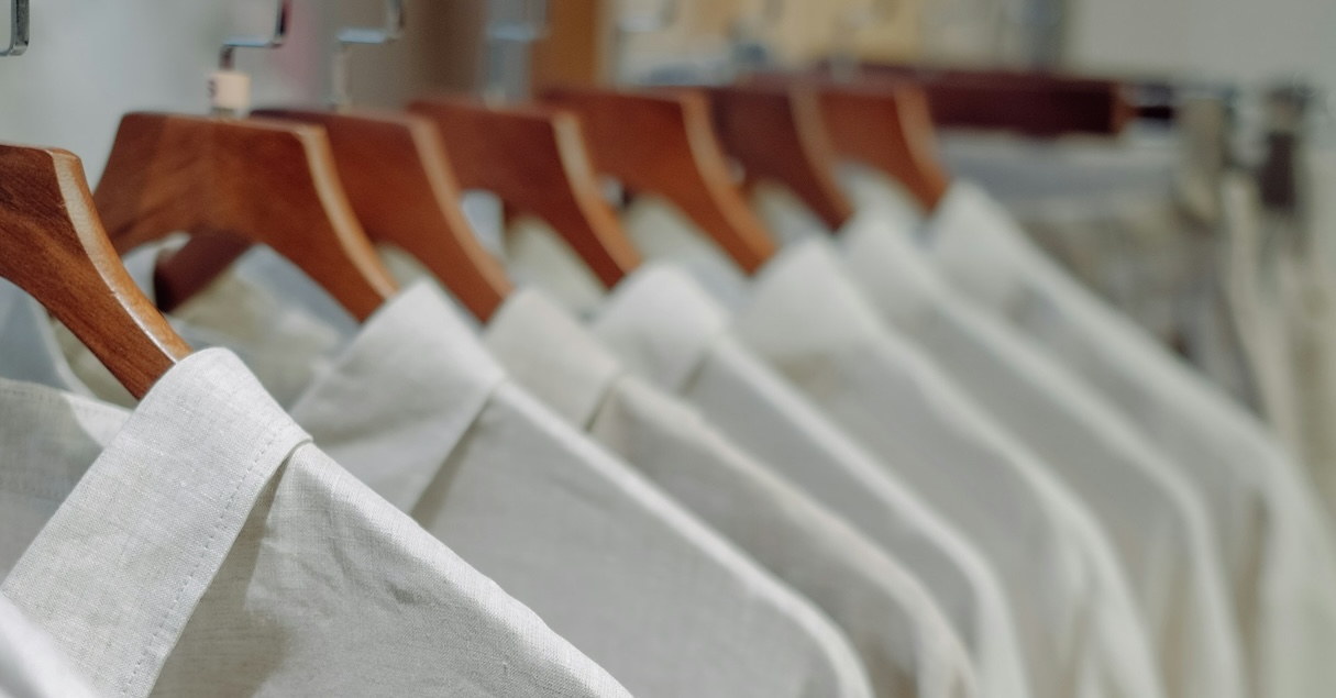 環境負荷を見える化。フランスで衣料品の環境ラベル表示制度がスタート！【Steenz Breaking News】